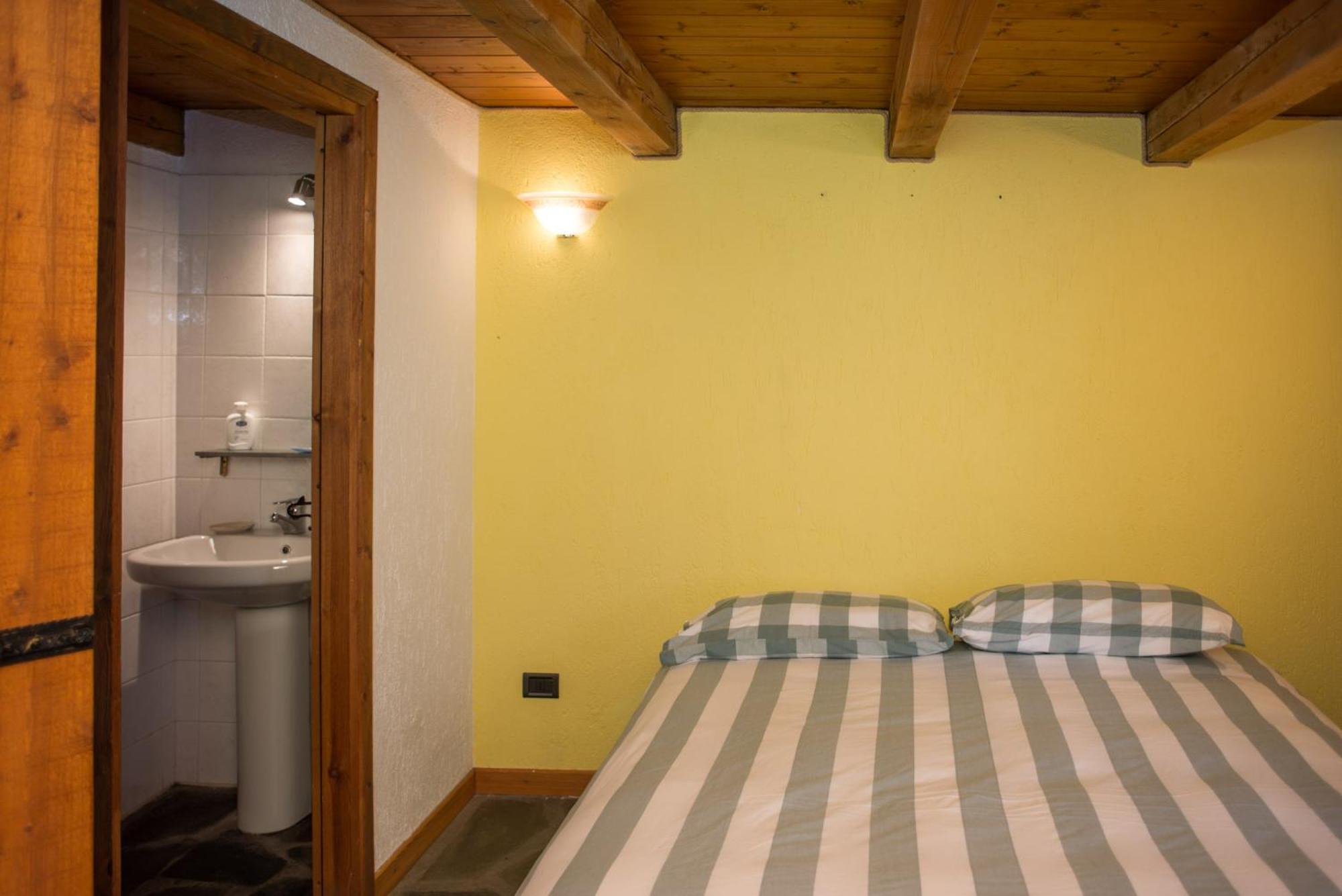 Mont Blanc Apartments Morgex Pokoj fotografie