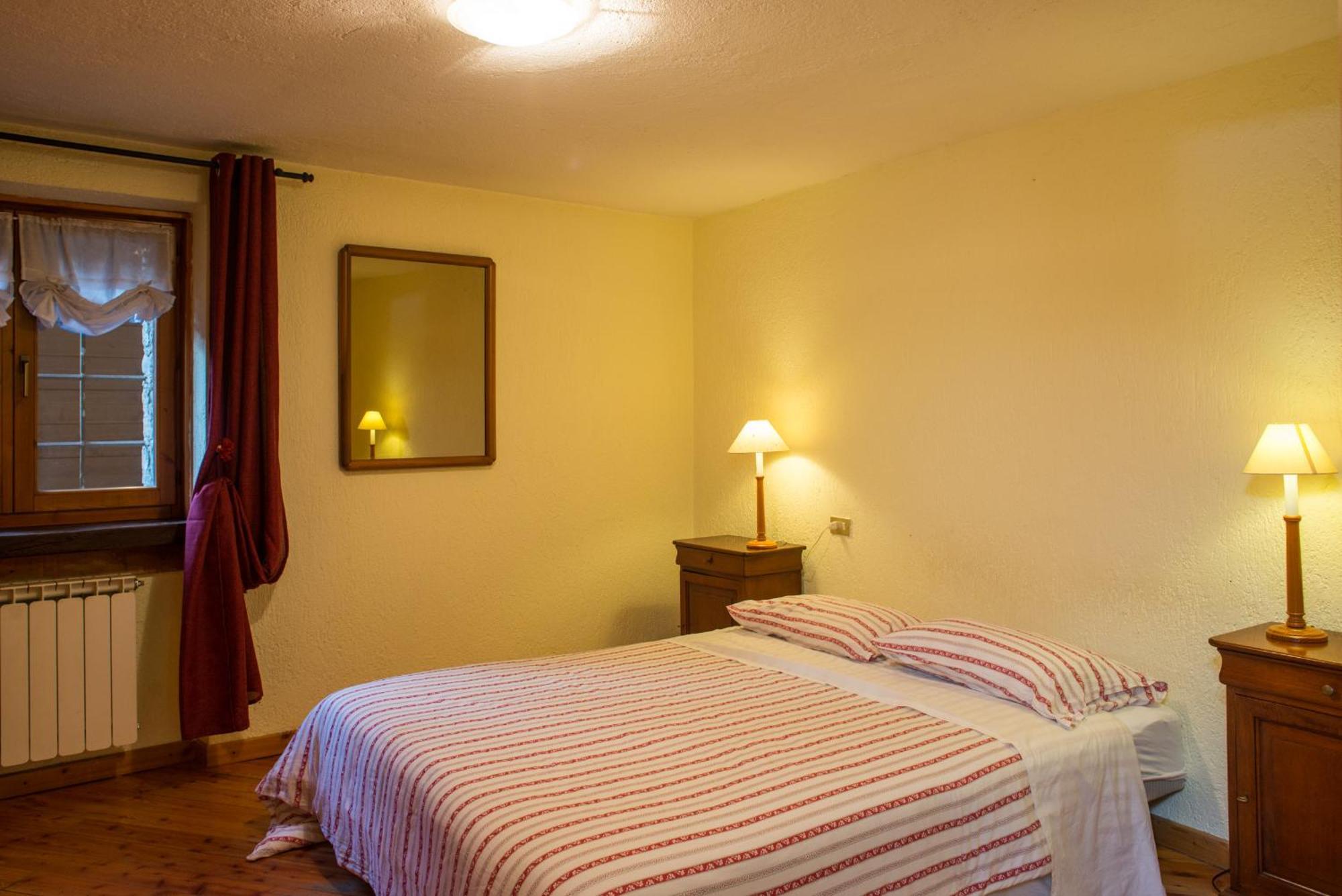 Mont Blanc Apartments Morgex Pokoj fotografie
